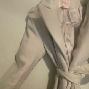 Ivy City White Coat Sloane